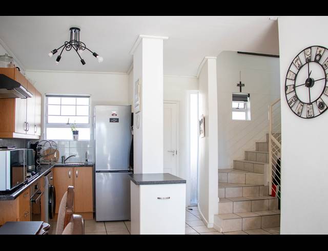 2 BEDROOM APARTMENT FOR SALE IN TYGER VALLEY